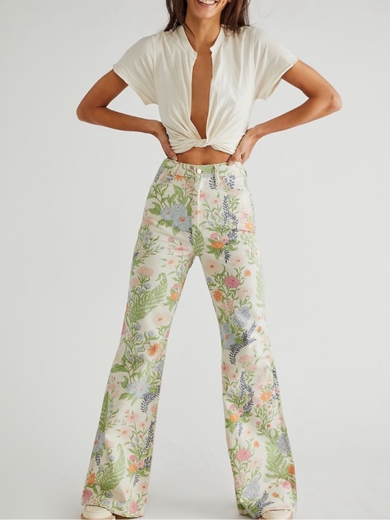 Wrangler Denim - Wrangler Floral Flare Jeans